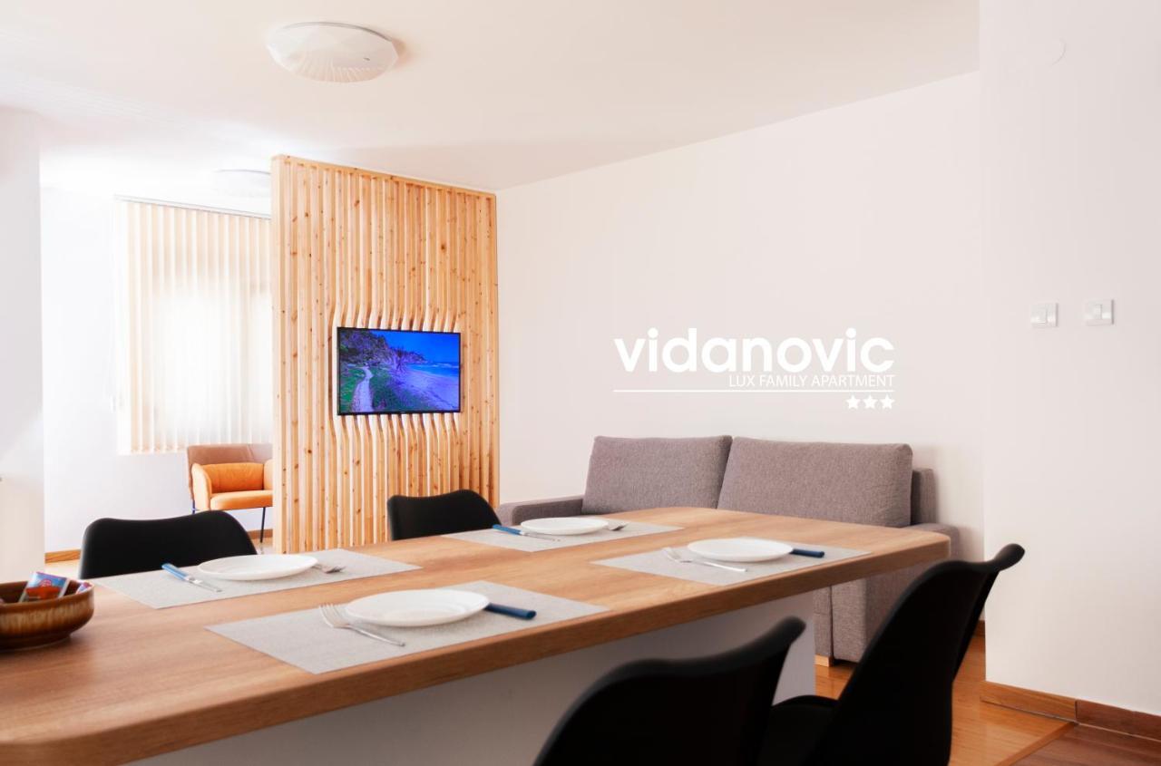 Lux Family Apartment Vidanovic Пирот Екстериор снимка